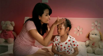 LÀ BỐ MẸ CẦN LƯU Ý TRẠNG THÁI ĐỔ MỒ HÔI CỦA CON